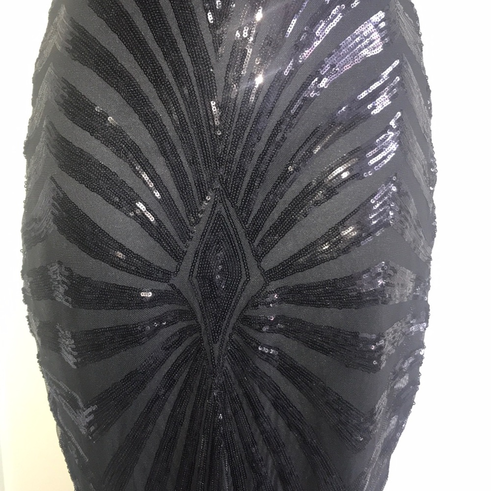New Black sequin Evening gown last one 💃🏽❤️ - Picture 7 of 7